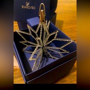 Swarovski Crystal tree topper or ornament